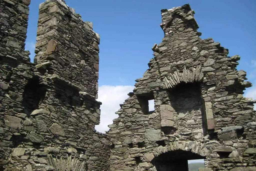Cardoness Castle